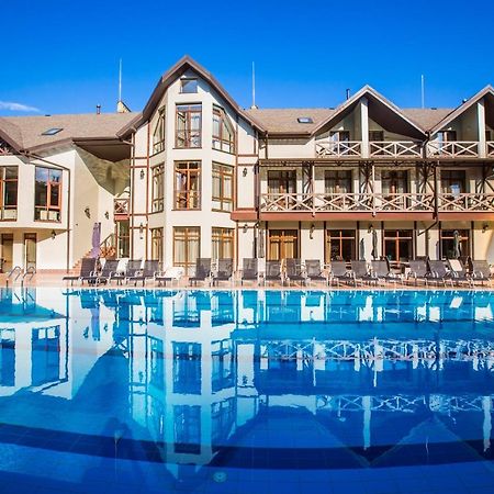 Tarashany Georg Park Hotel מראה חיצוני תמונה
