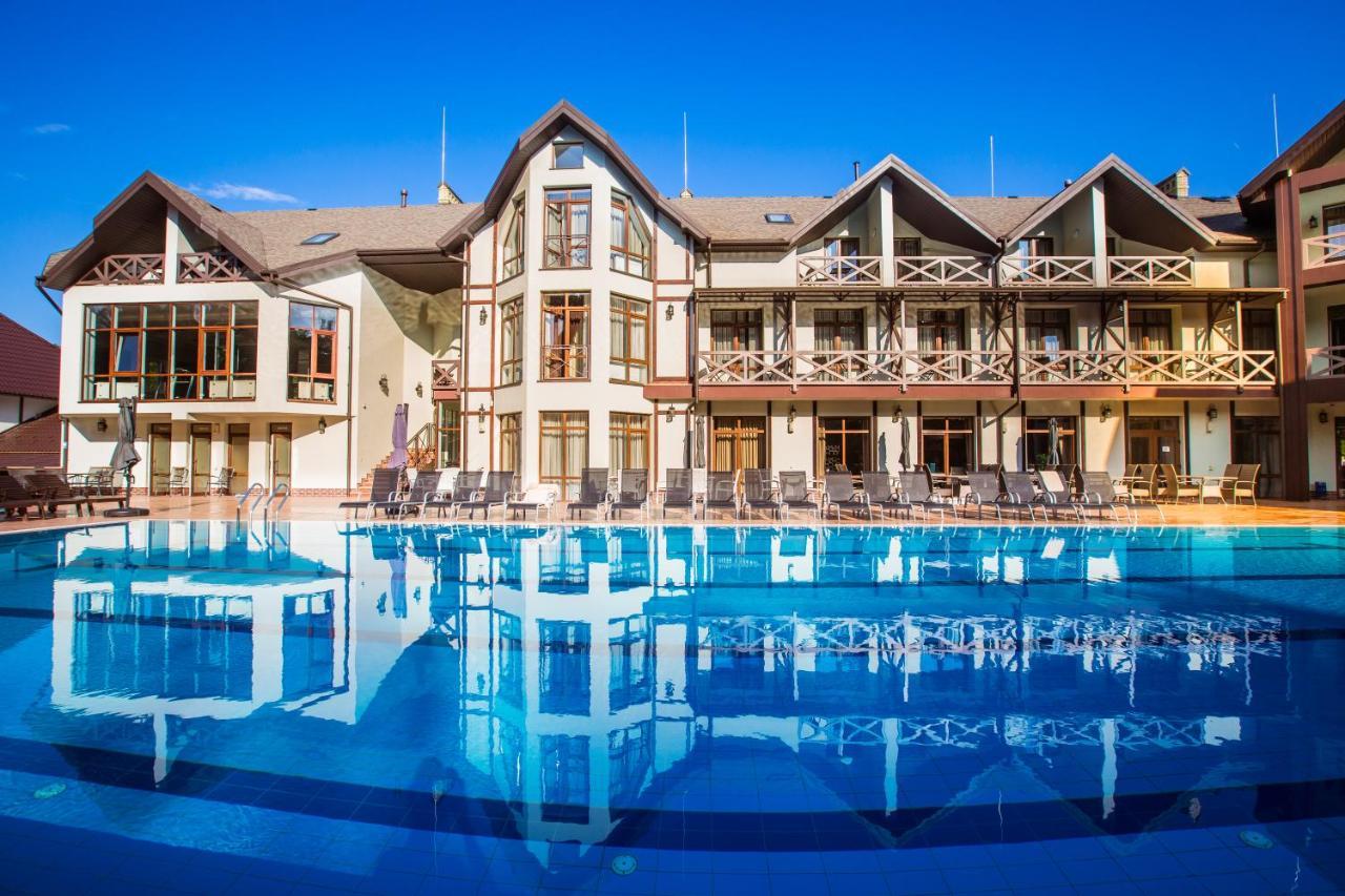 Tarashany Georg Park Hotel מראה חיצוני תמונה