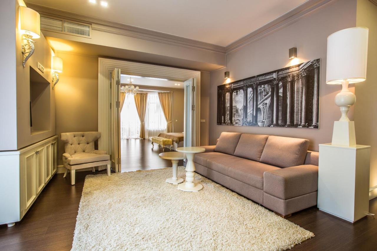Tarashany Georg Park Hotel מראה חיצוני תמונה