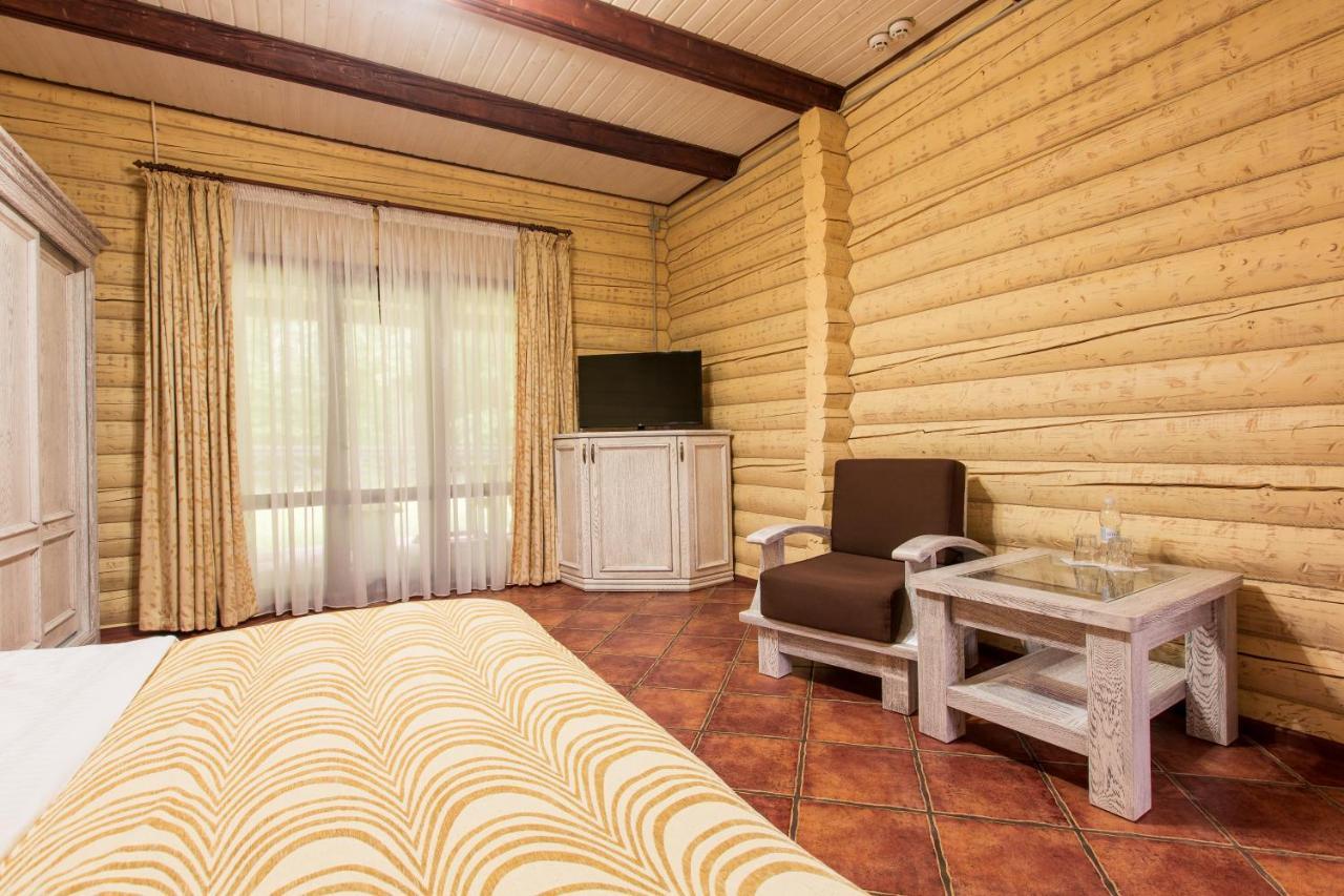 Tarashany Georg Park Hotel מראה חיצוני תמונה