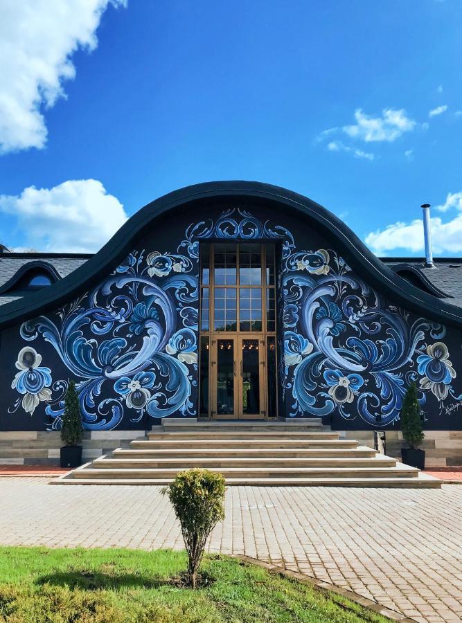 Tarashany Georg Park Hotel מראה חיצוני תמונה