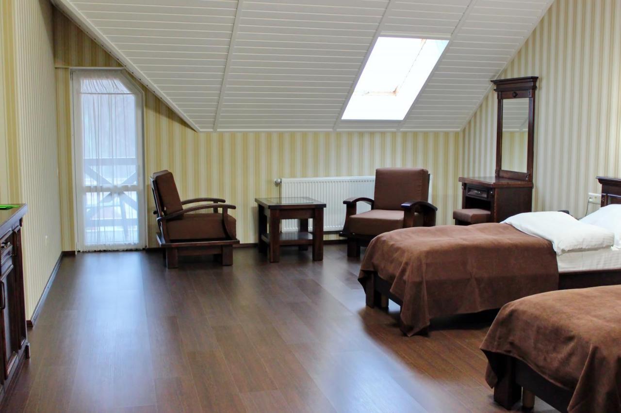 Tarashany Georg Park Hotel מראה חיצוני תמונה