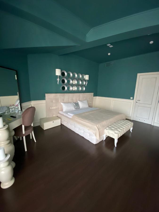 Tarashany Georg Park Hotel מראה חיצוני תמונה